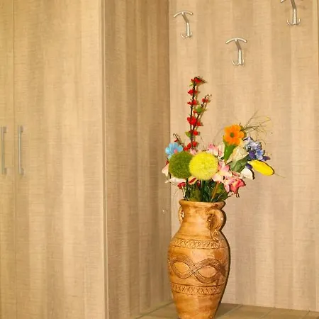 Miralonga Valle Lao Bed & Breakfast *